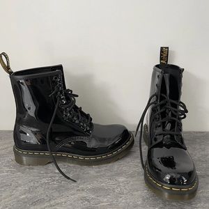 Women’s Dr. Martens 1460 Patent Leather Black Boots Size 10